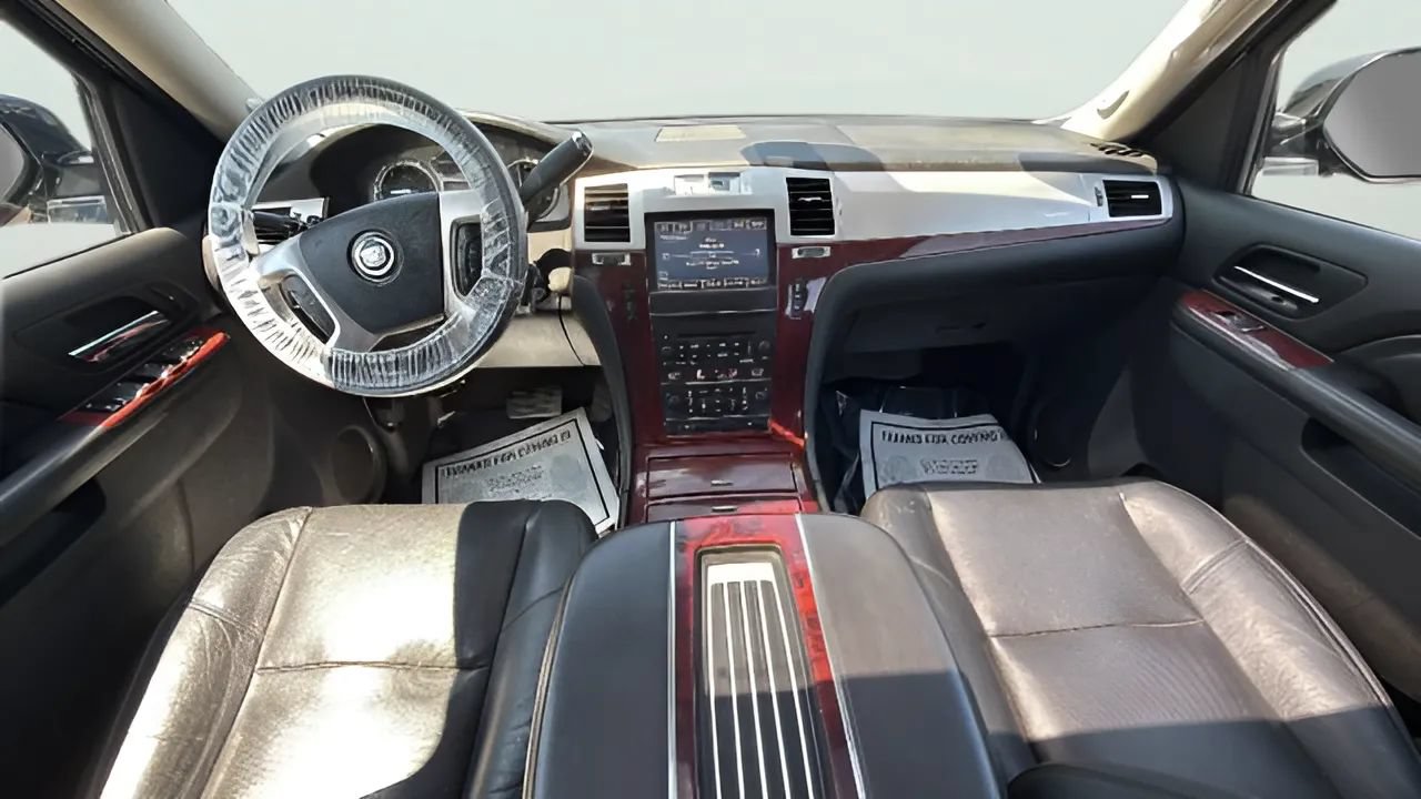 Used 2012 Cadillac Escalade EXT Premium AWD/4WD image 14