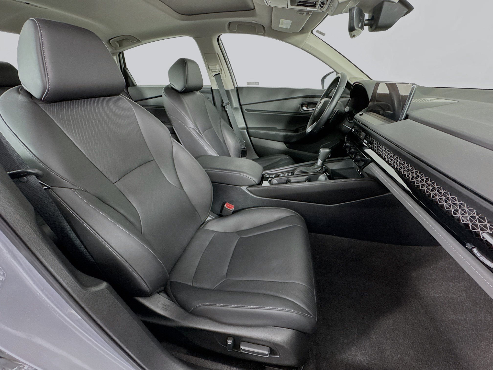 Used 2023 Honda Accord Touring image 29