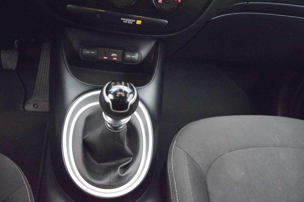 Used 2017 Kia Soul image 24