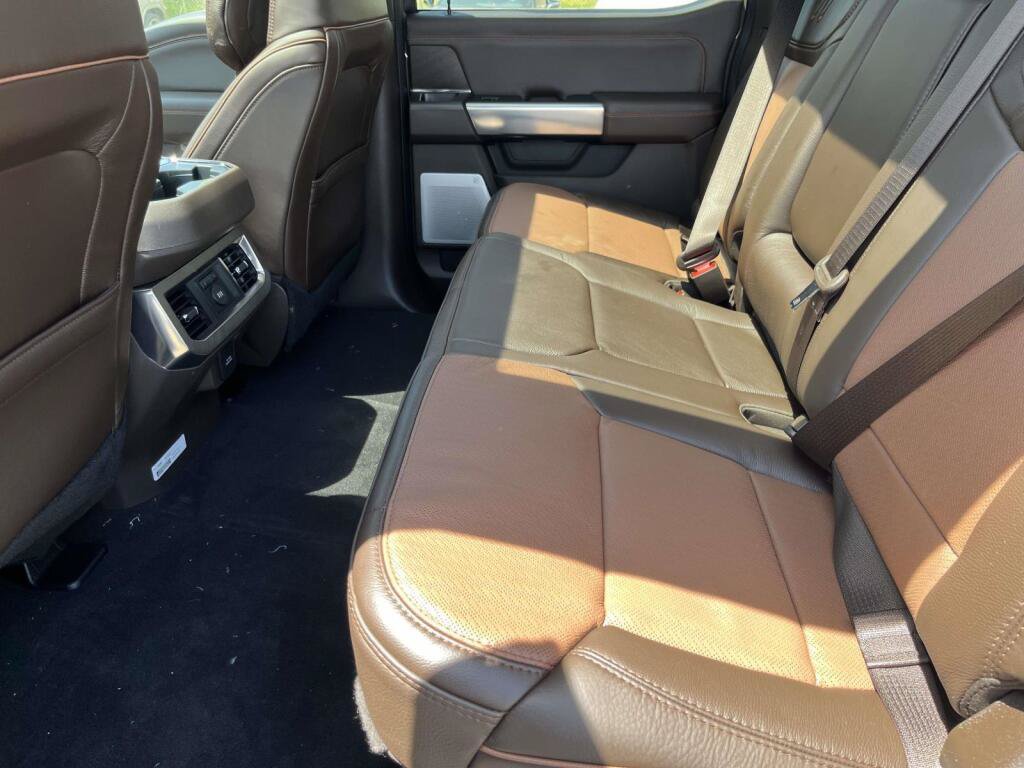 New 2026 Ford F250 King Ranch w/ Chrome Package AWD/4WD image 17