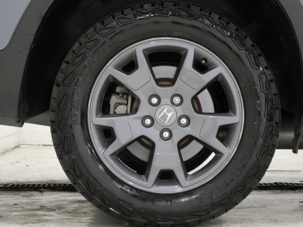 Used 2025 Honda Passport TrailSport image 10