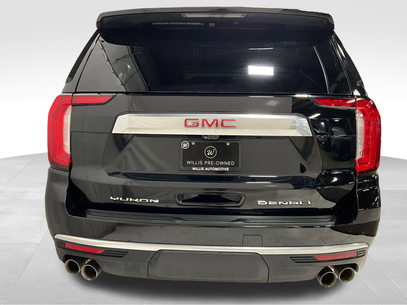 Used 2024 GMC Yukon XL Denali w/ Advanced Technology Package AWD/4WD image 6