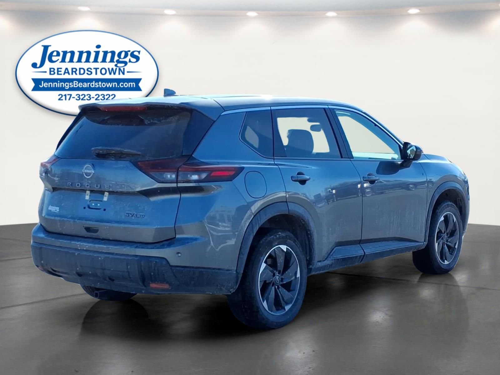 Used 2024 Nissan Rogue SV image 5