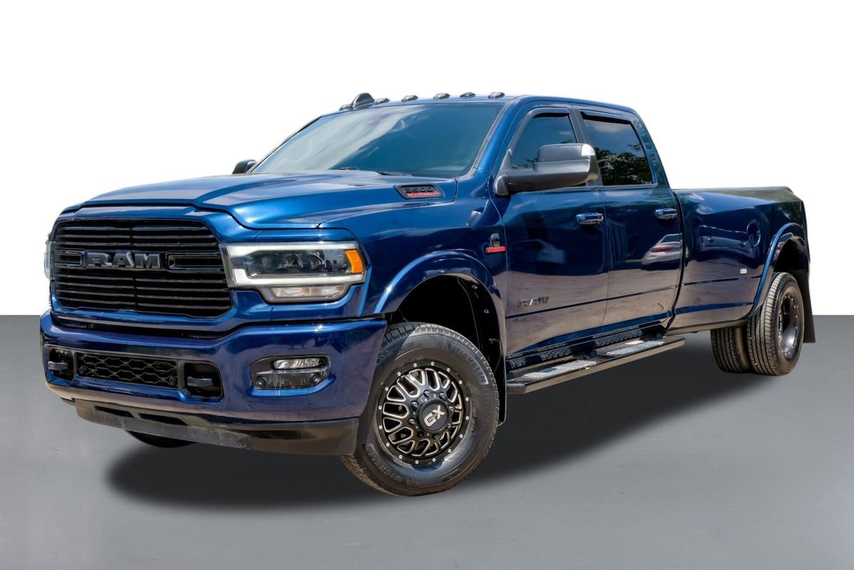 Used 2020 RAM 3500 Laramie w/ Night Edition AWD/4WD image 4