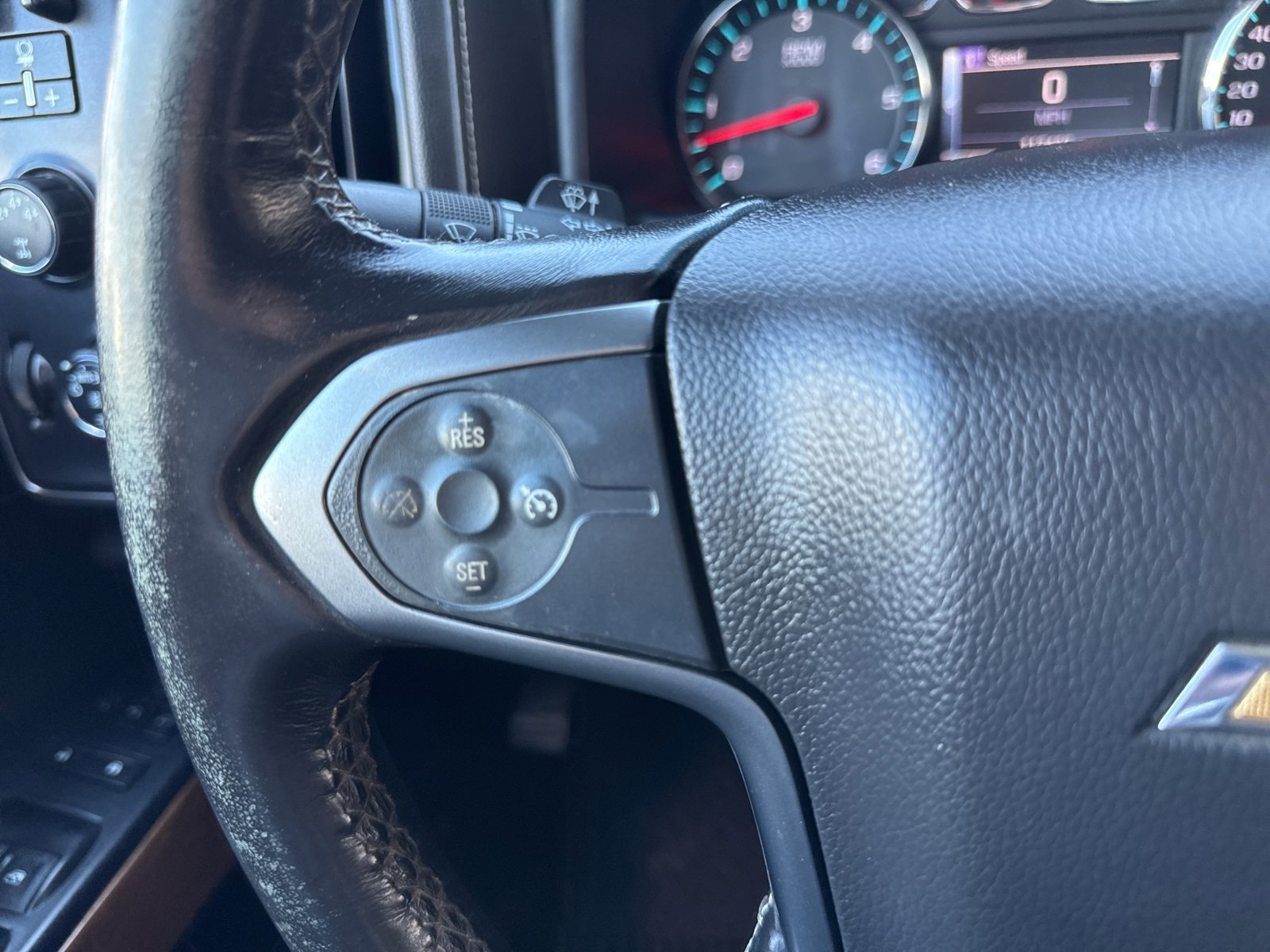 Used 2016 Chevrolet Silverado 2500 LTZ w/ LTZ Plus Package image 32