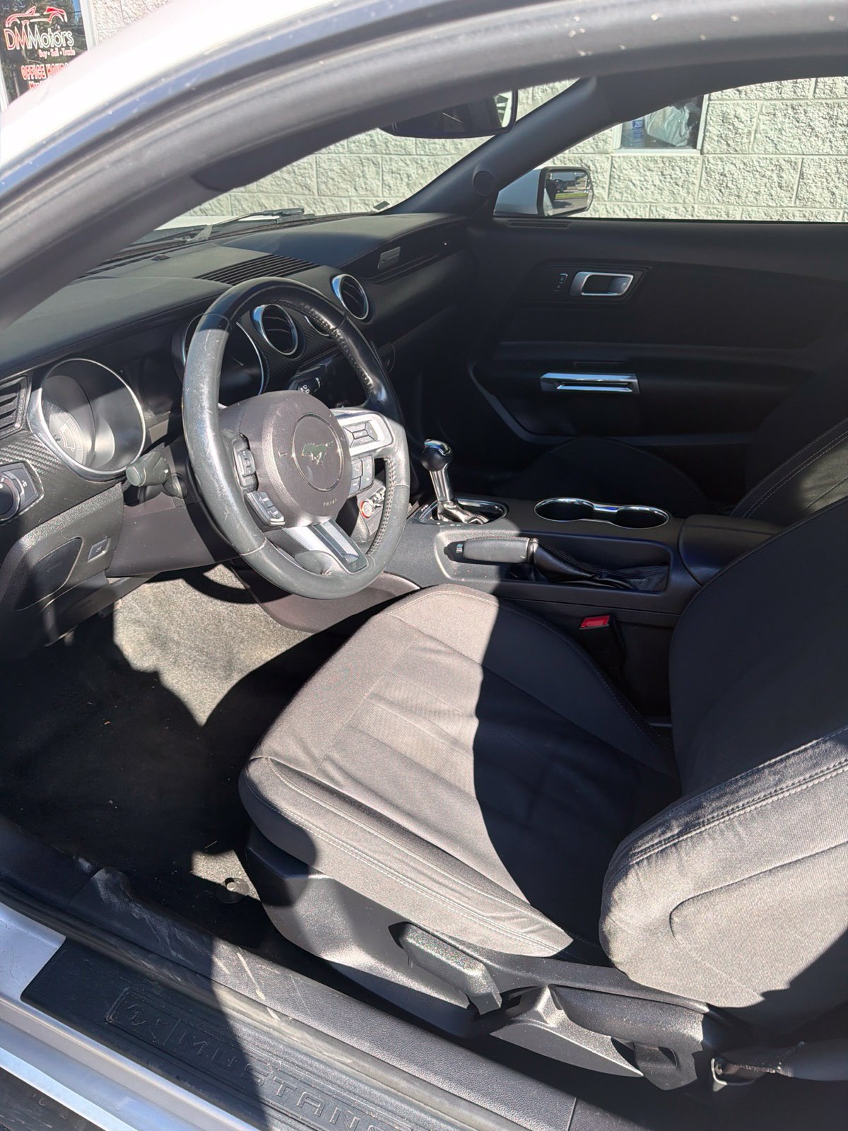 Used 2018 Ford Mustang Coupe RWD image 7