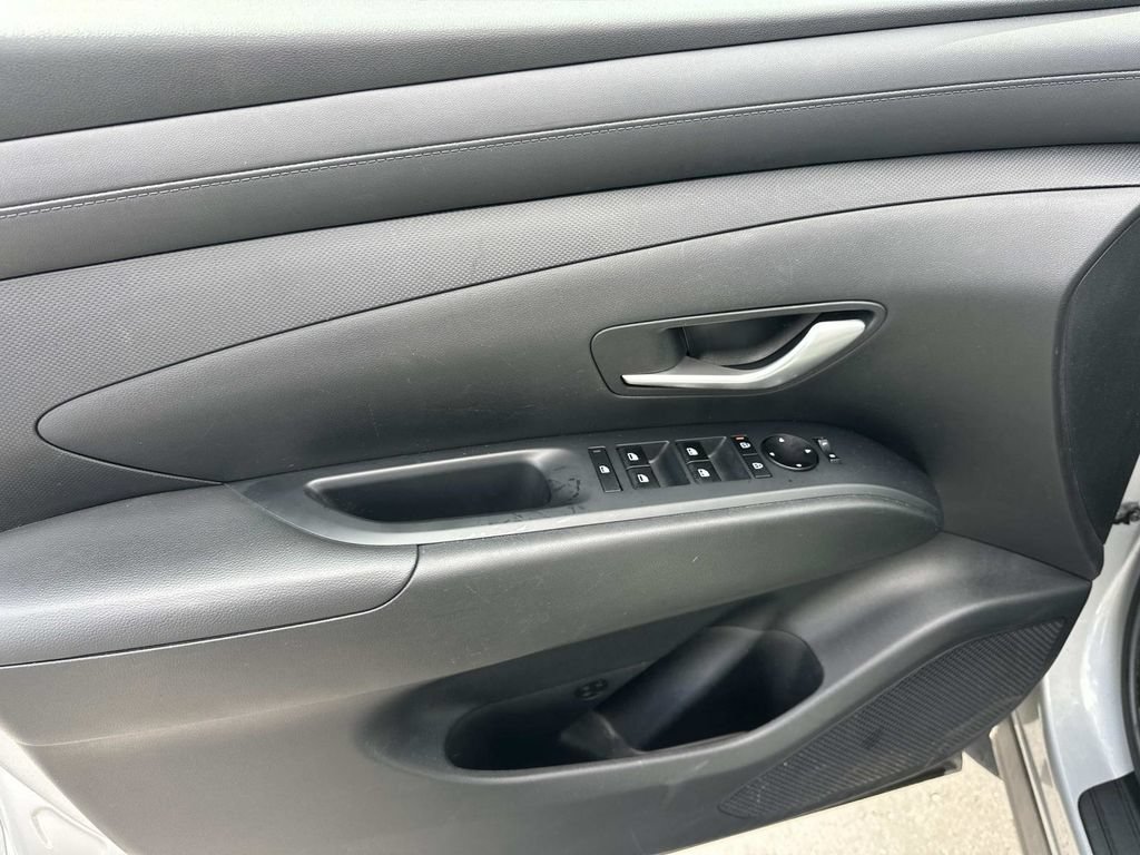 Used 2025 Hyundai Tucson SEL FWD image 15