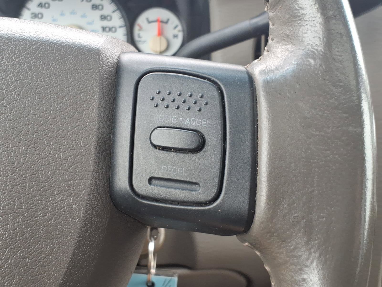 Used 2005 Dodge Ram 1500 Truck SLT RWD image 17