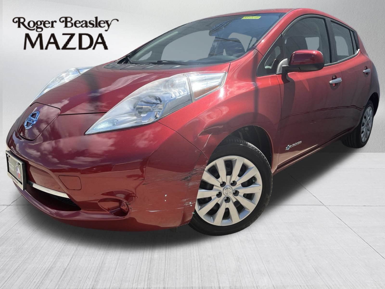 Used 2015 Nissan Leaf S w/ Charge Package FWD image 1