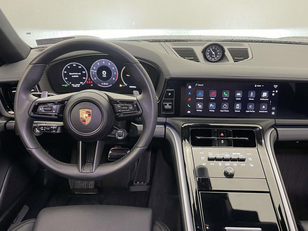 Certified 2024 Porsche Panamera 4 image 27