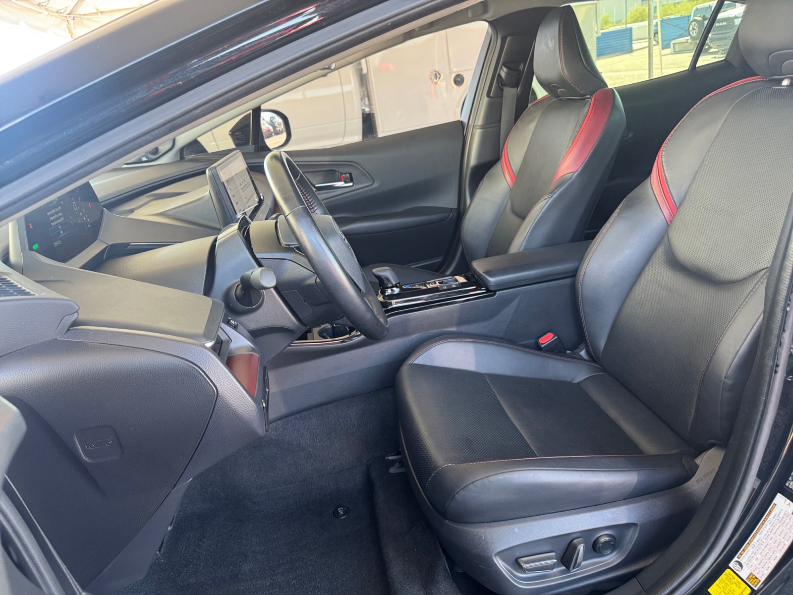 Used 2024 Toyota Prius Prime Premium w/ Advanced Technology Package FWD image 9