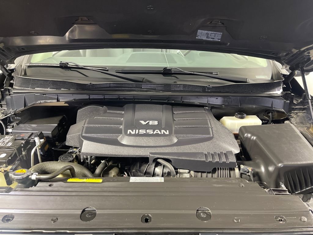 Used 2019 Nissan Titan SV w/ SV Convenience Package image 9