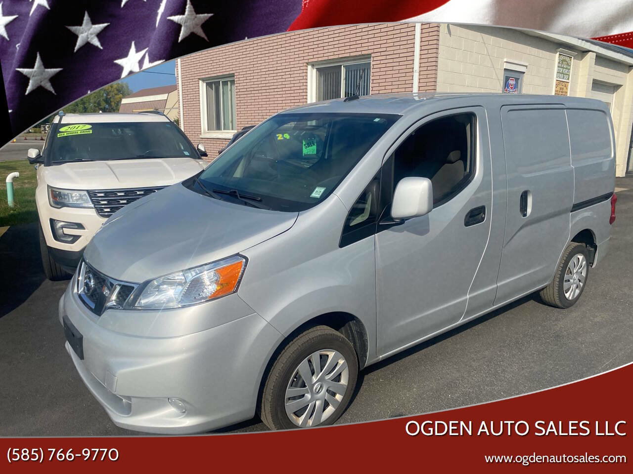 Used 2019 Nissan NV200 SV w/ Navigation Package image 1