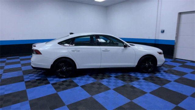 Certified 2023 Honda Accord Sport image 9