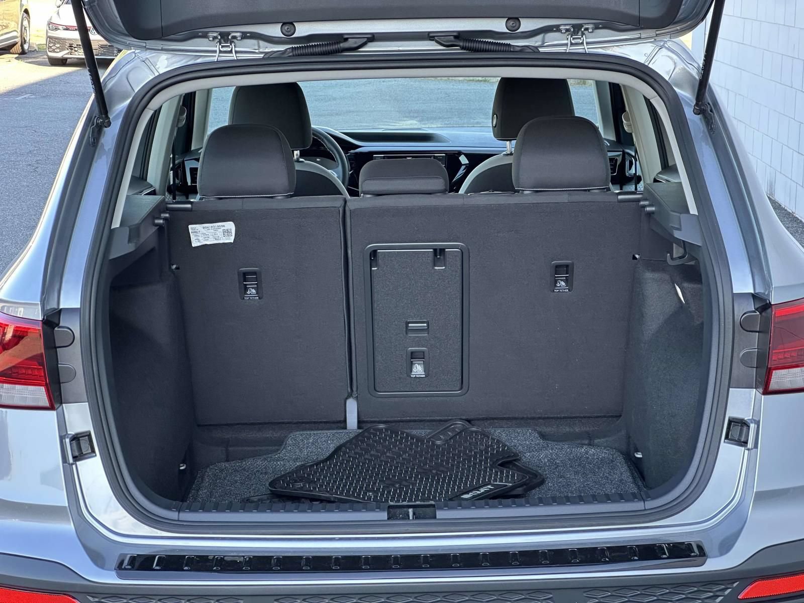 Certified 2024 Volkswagen Taos S FWD image 17
