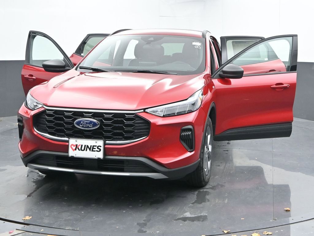 New 2026 Ford Escape ST-Line w/ Cold Weather Package image 53