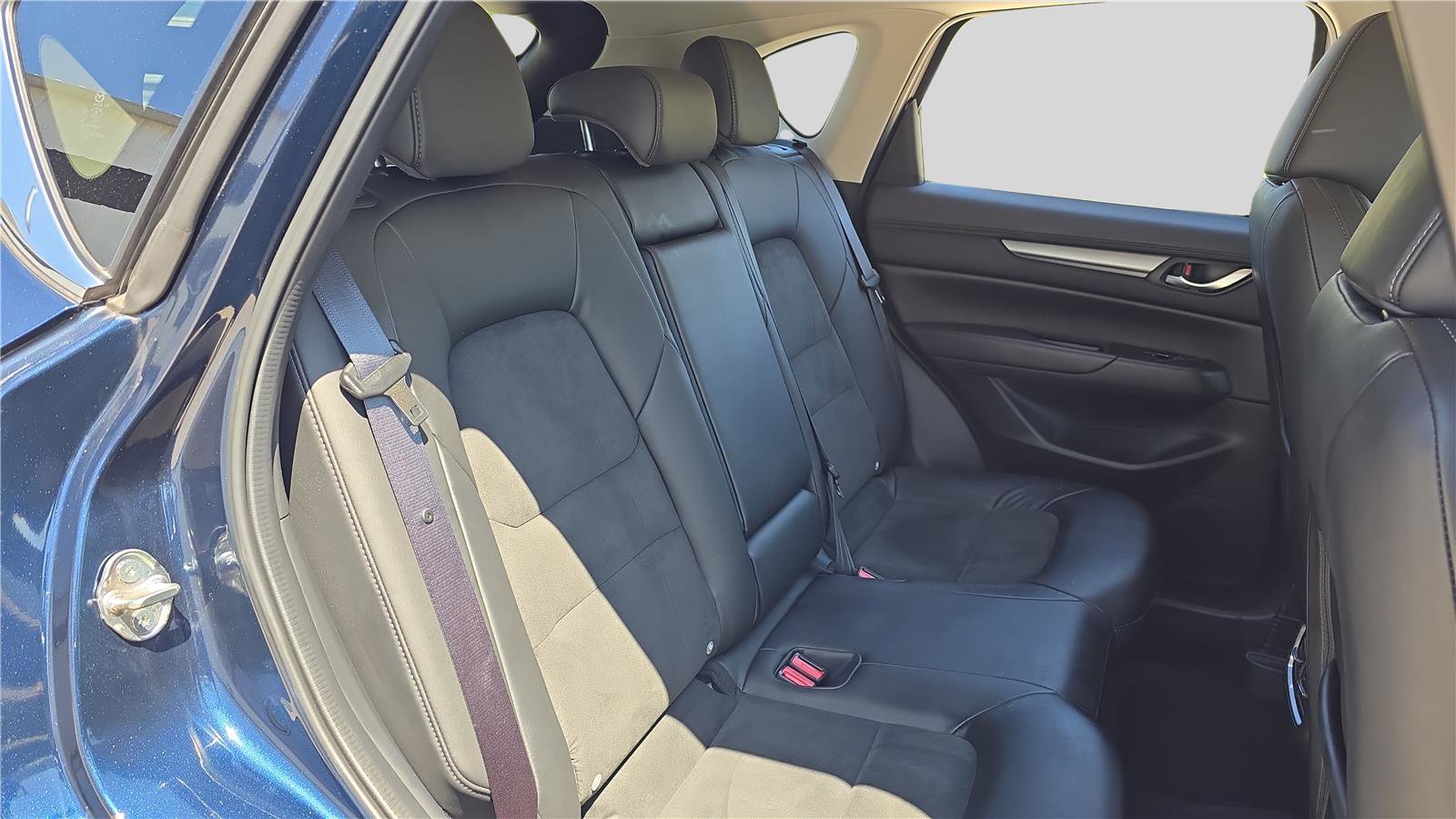 Used 2023 MAZDA CX-5 AWD 2.5 S w/ Select Package image 17