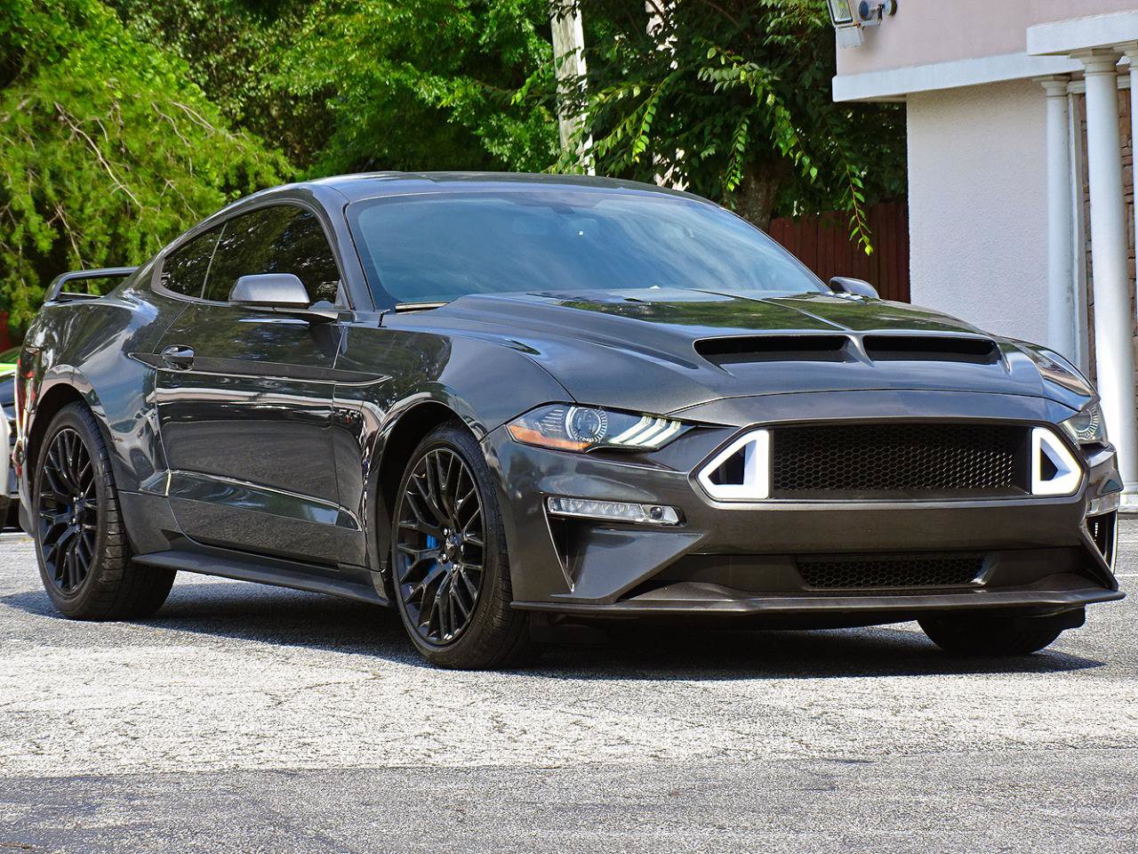 Used 2019 Ford Mustang GT Premium w/ GT Performance Package RWD image 12
