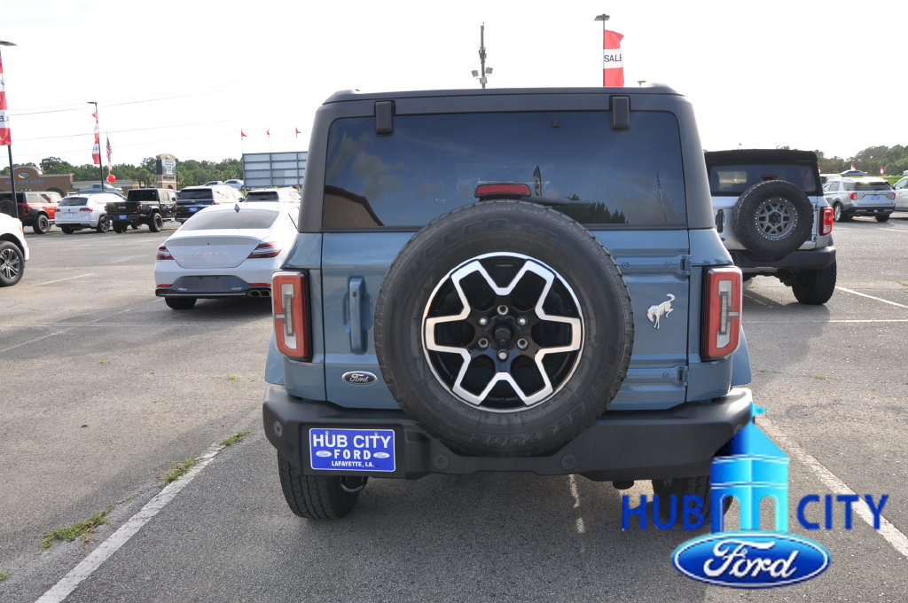 Used 2023 Ford Bronco Outer Banks AWD/4WD image 4