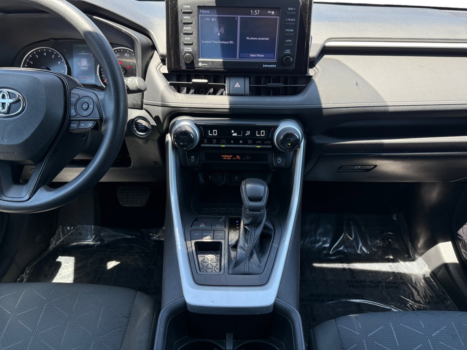 Used 2022 Toyota RAV4 XLE image 11