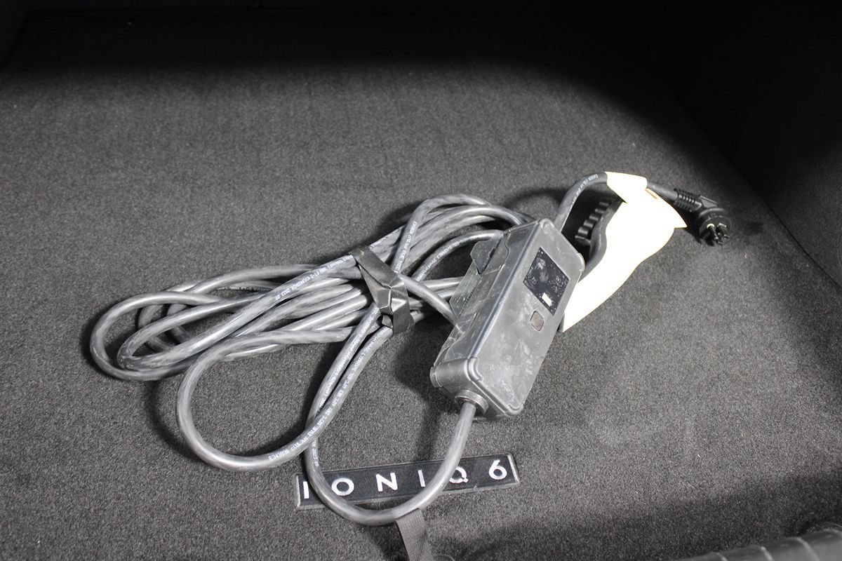 Used 2024 Hyundai Ioniq 6 SEL RWD image 28