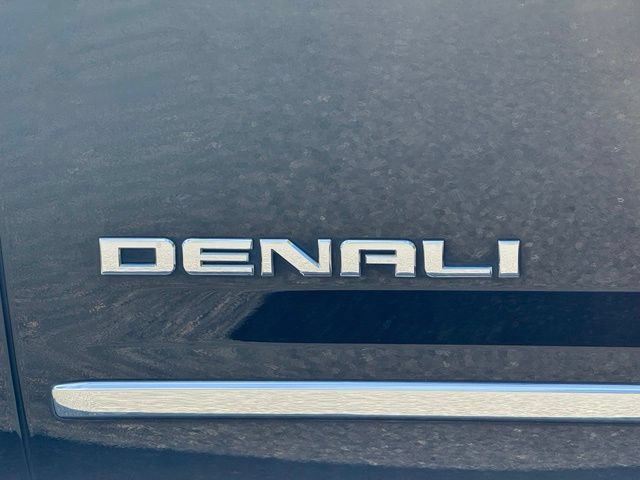 Used 2020 GMC Yukon XL Denali w/ Open Road Package AWD/4WD image 11