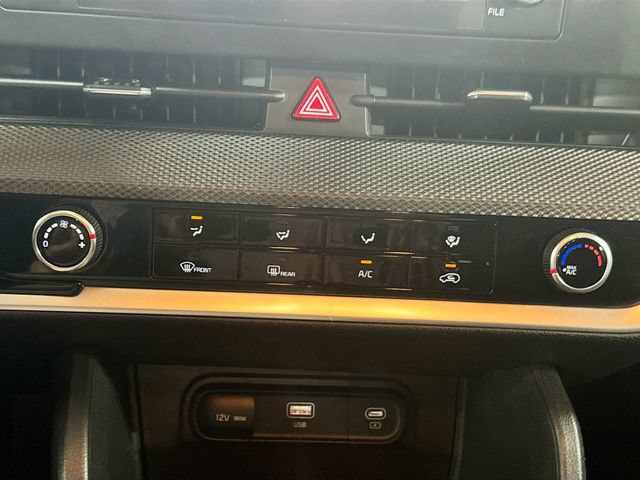 Used 2024 Kia Sportage LX AWD/4WD image 15