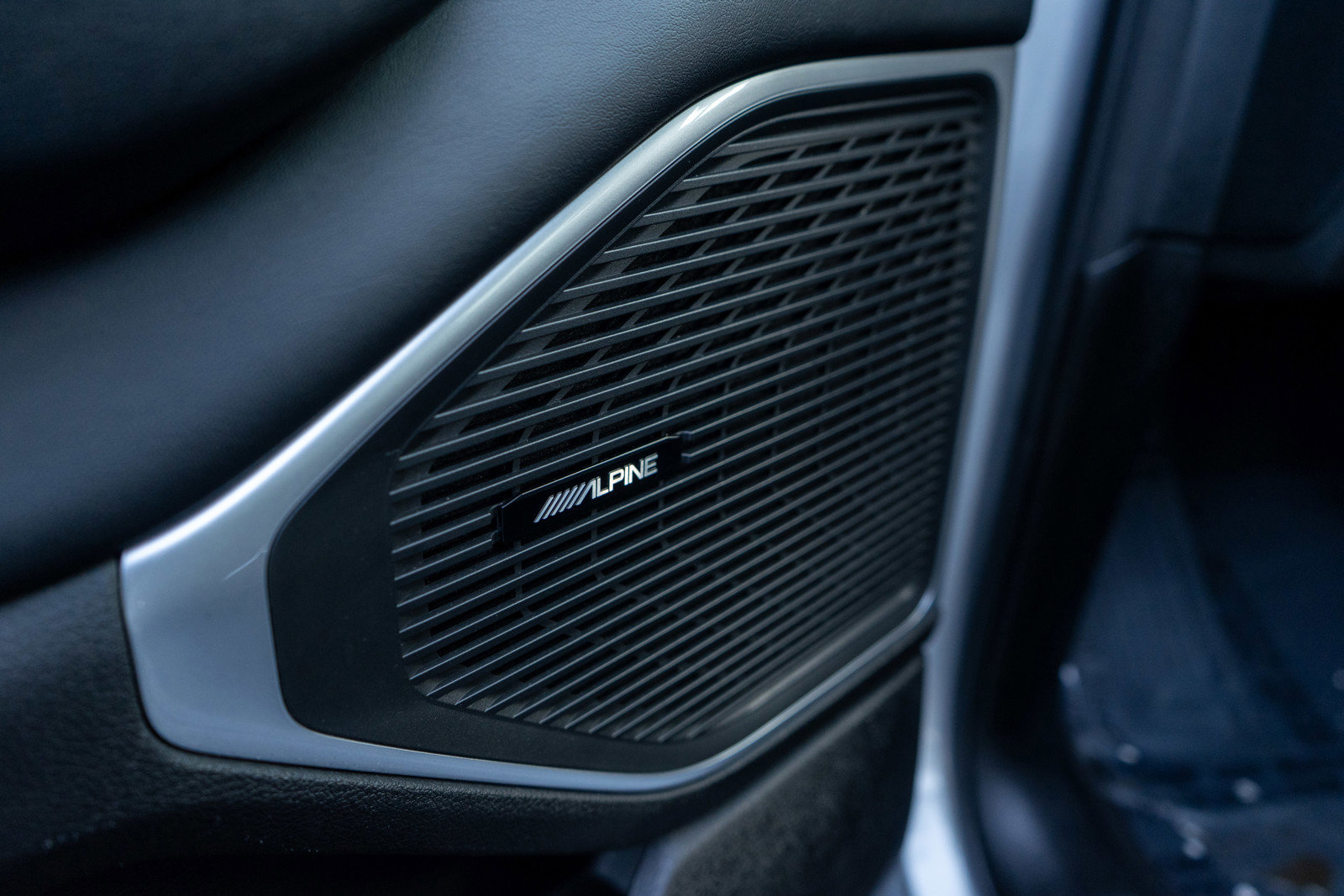 Used 2023 Jeep Wagoneer L Series II image 16