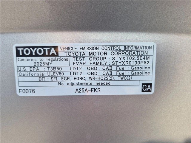 Used 2025 Toyota RAV4 XLE w/ Weather Package AWD/4WD image 25