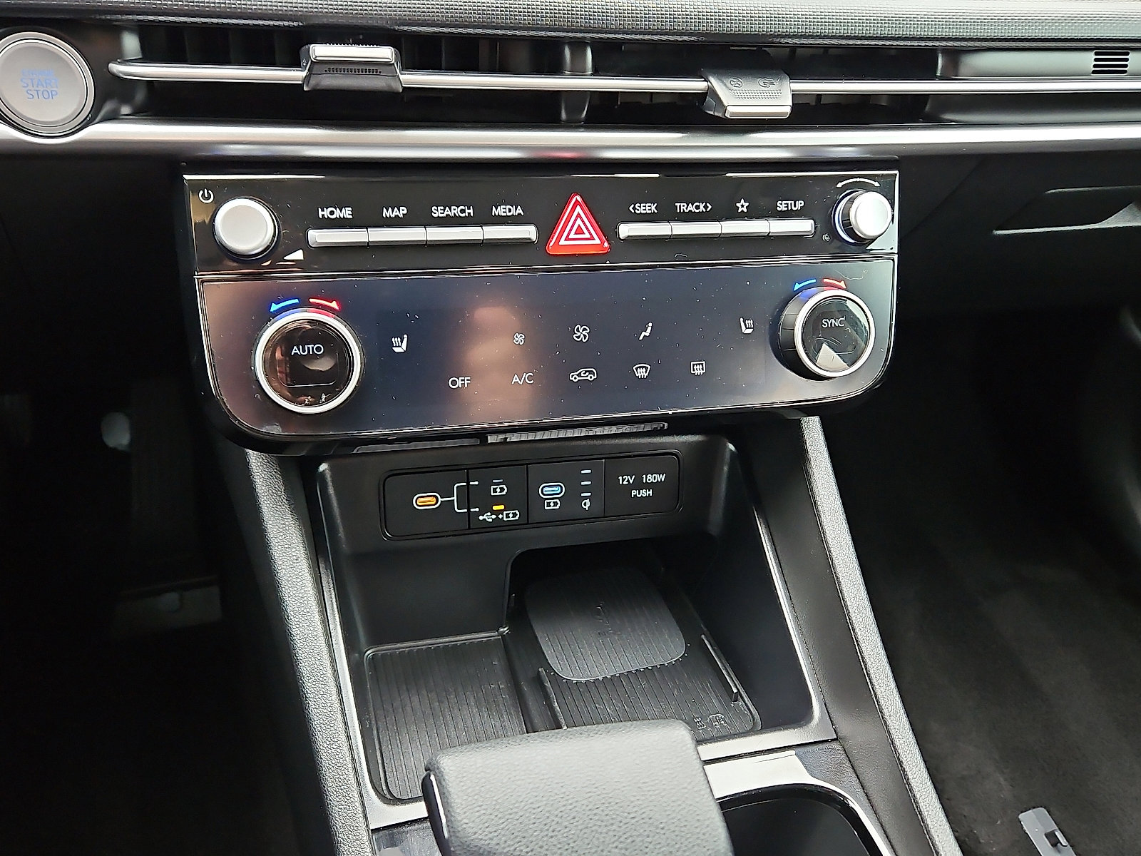 Used 2025 Hyundai Tucson SEL FWD image 16