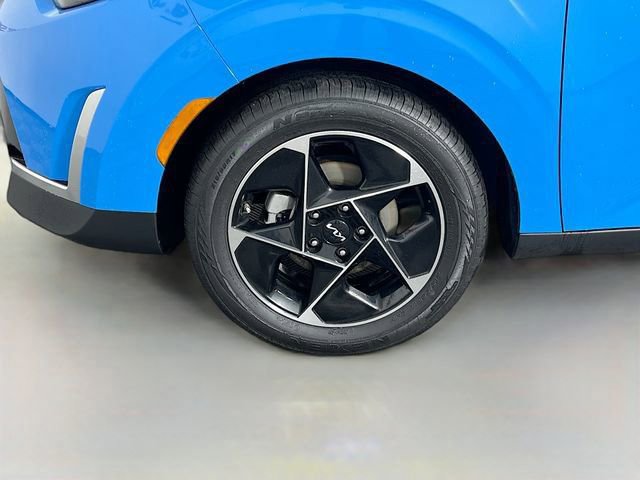 Used 2023 Kia Soul EX image 10