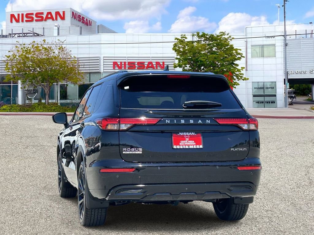 New 2026 Nissan Rogue Platinum image 3