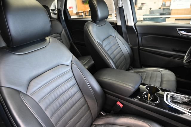 Used 2016 Ford Edge SEL w/ Equipment Group 201A AWD/4WD image 8