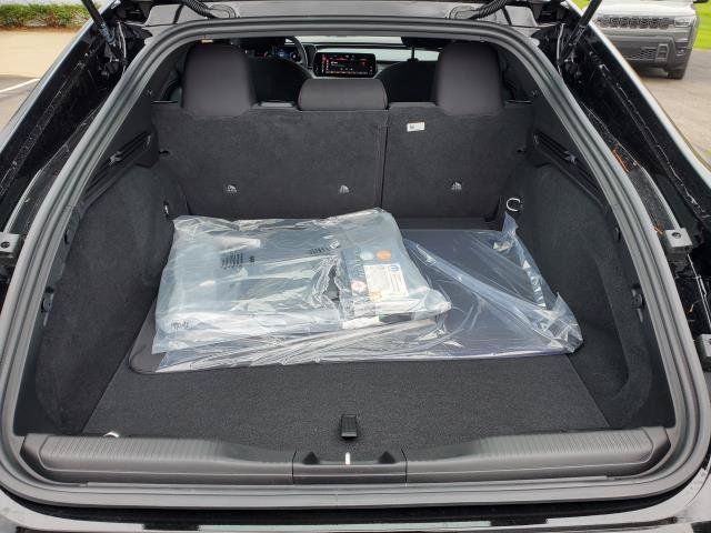 New 2026 Dodge Charger R/T w/ Blacktop Package AWD/4WD image 25