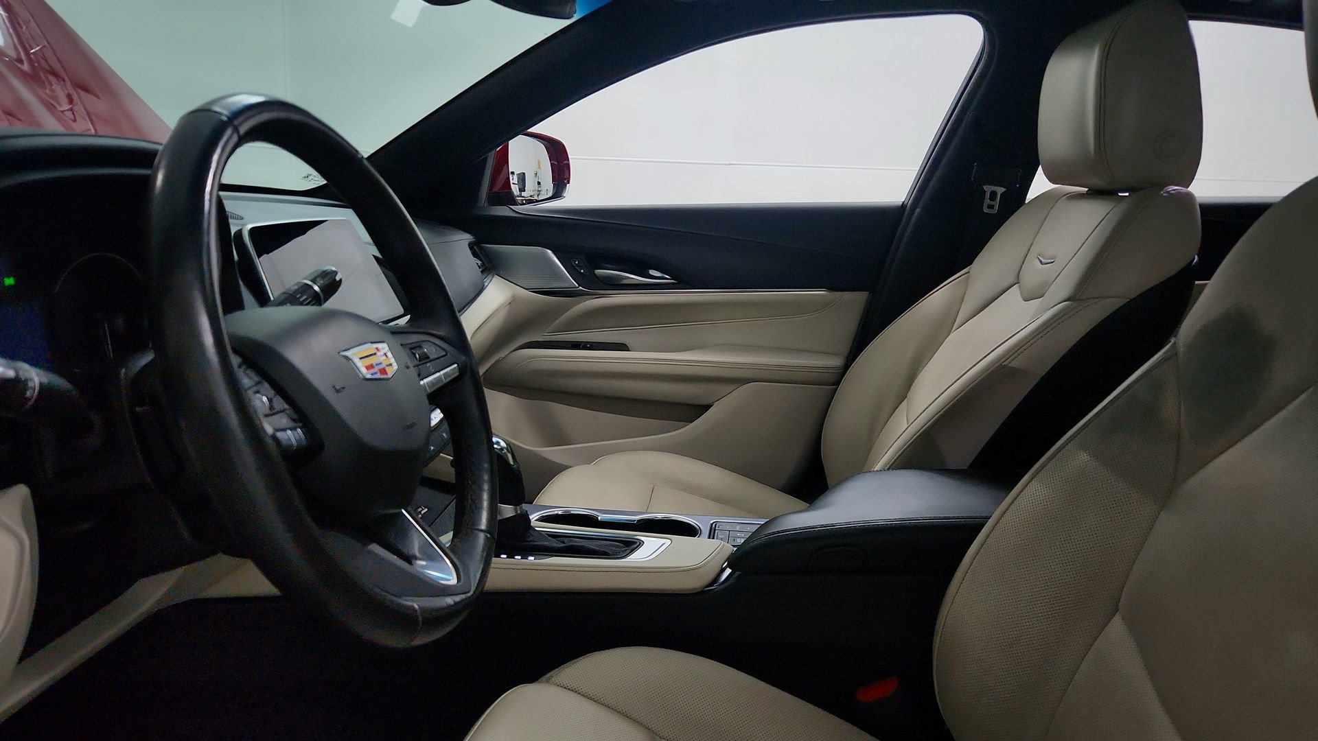 Certified 2024 Cadillac CT4 Premium Luxury AWD/4WD image 17