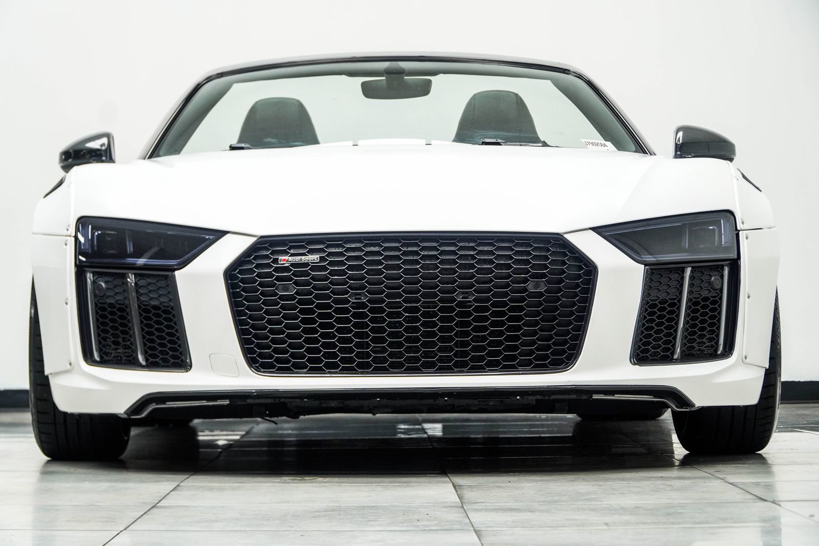 Used 2018 Audi R8 V10 AWD/4WD image 15