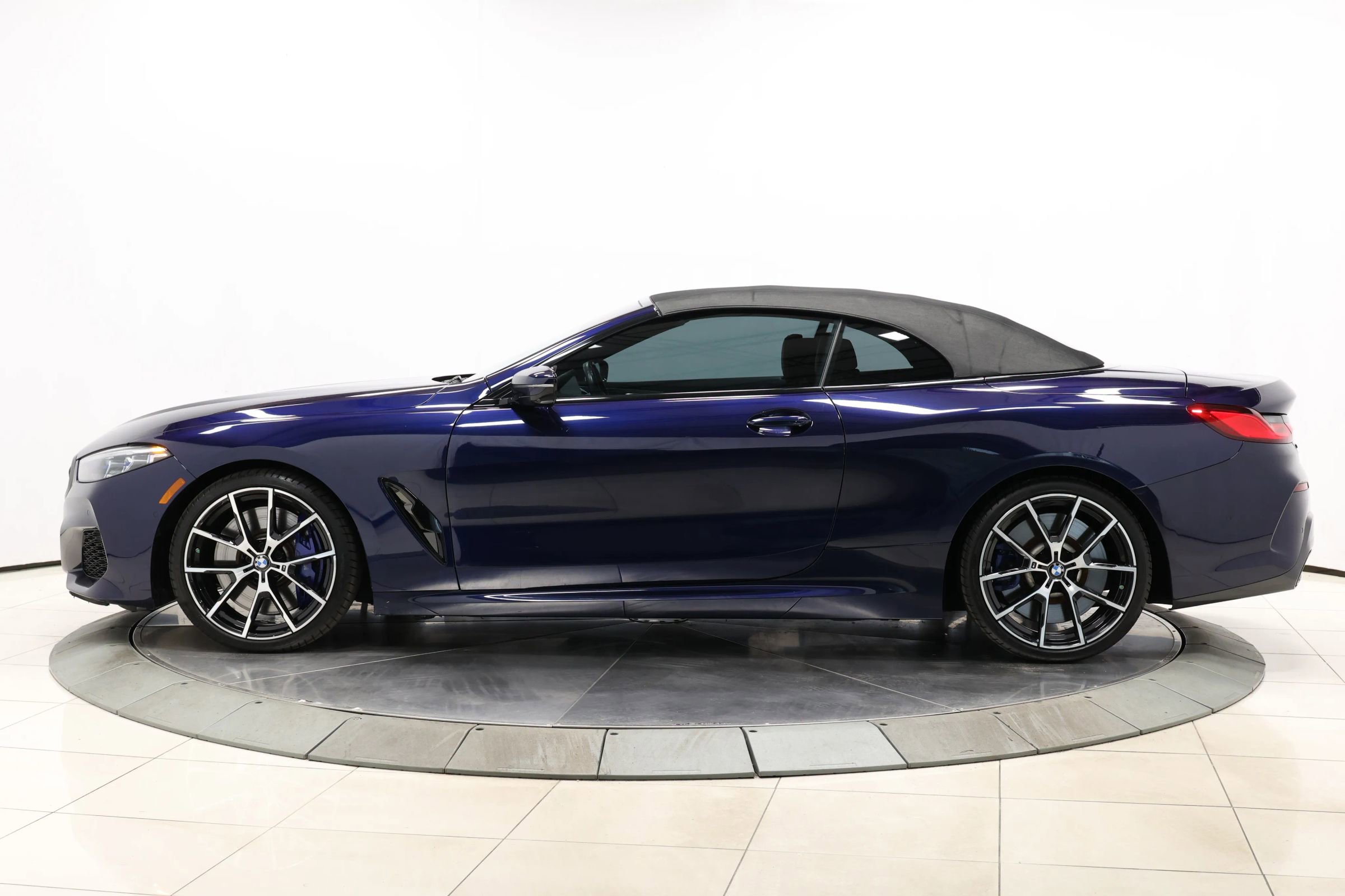 Used 2022 BMW M850i xDrive Convertible image 80