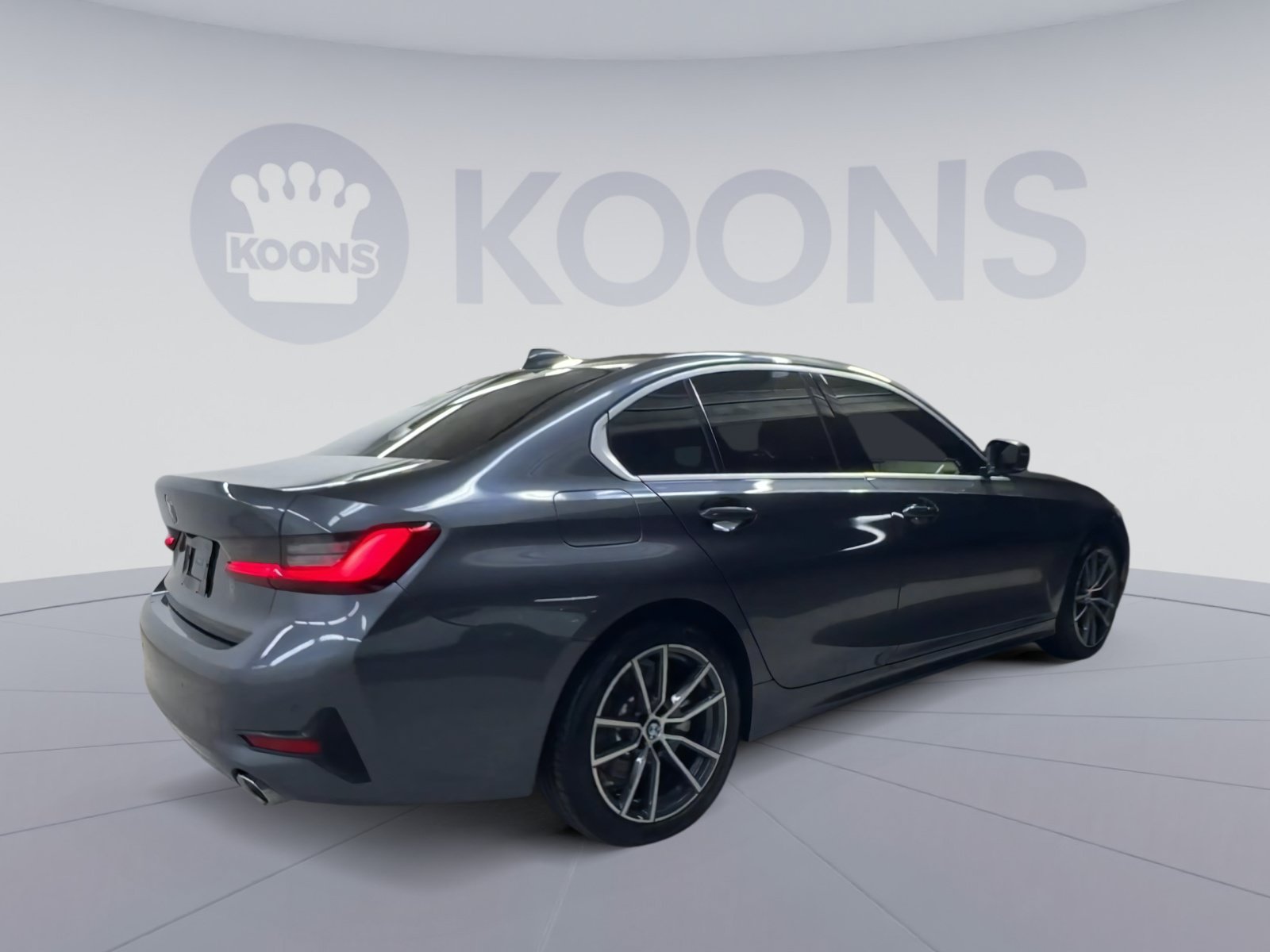 Used 2020 BMW 330i xDrive Sedan w/ Driving Assistance Package AWD/4WD image 11