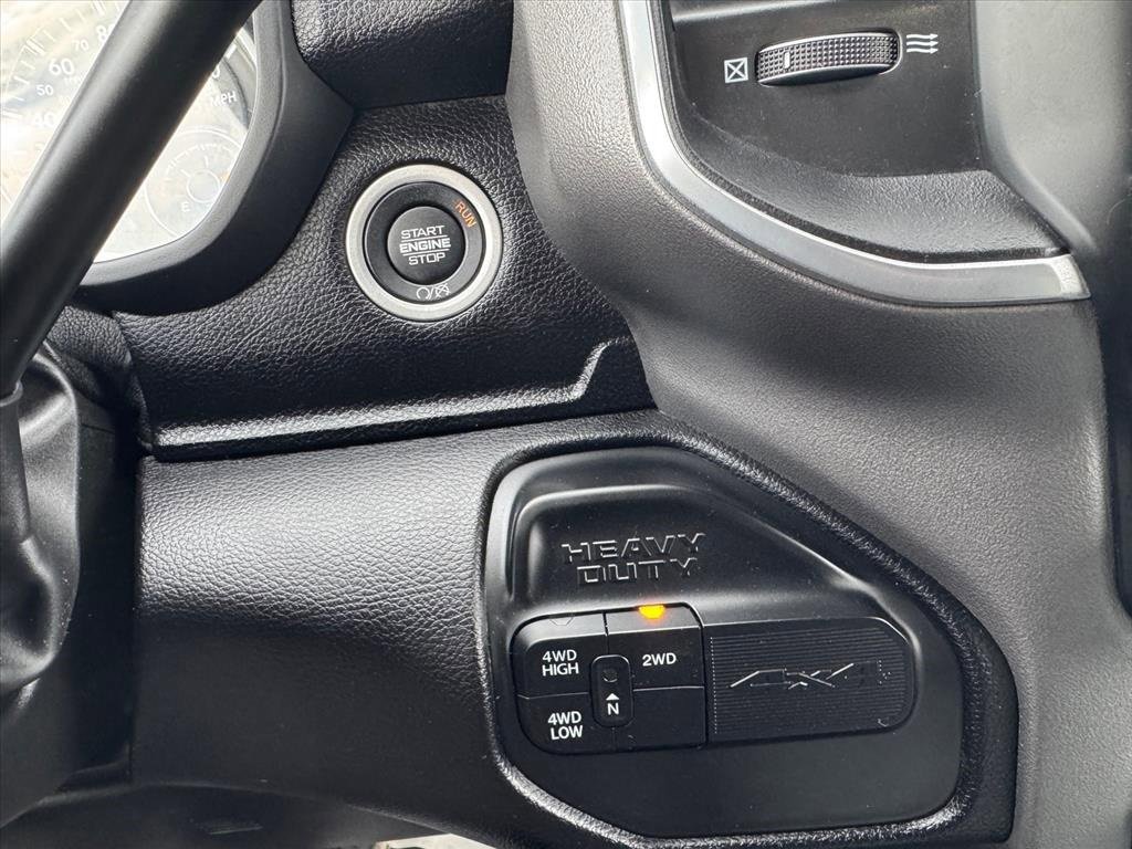 Used 2024 RAM 3500 Big Horn image 24