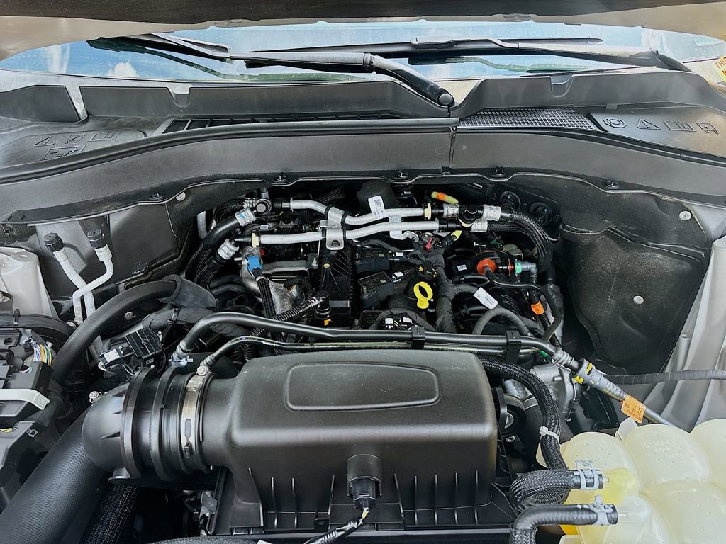 Used 2023 Ford Explorer XLT image 31