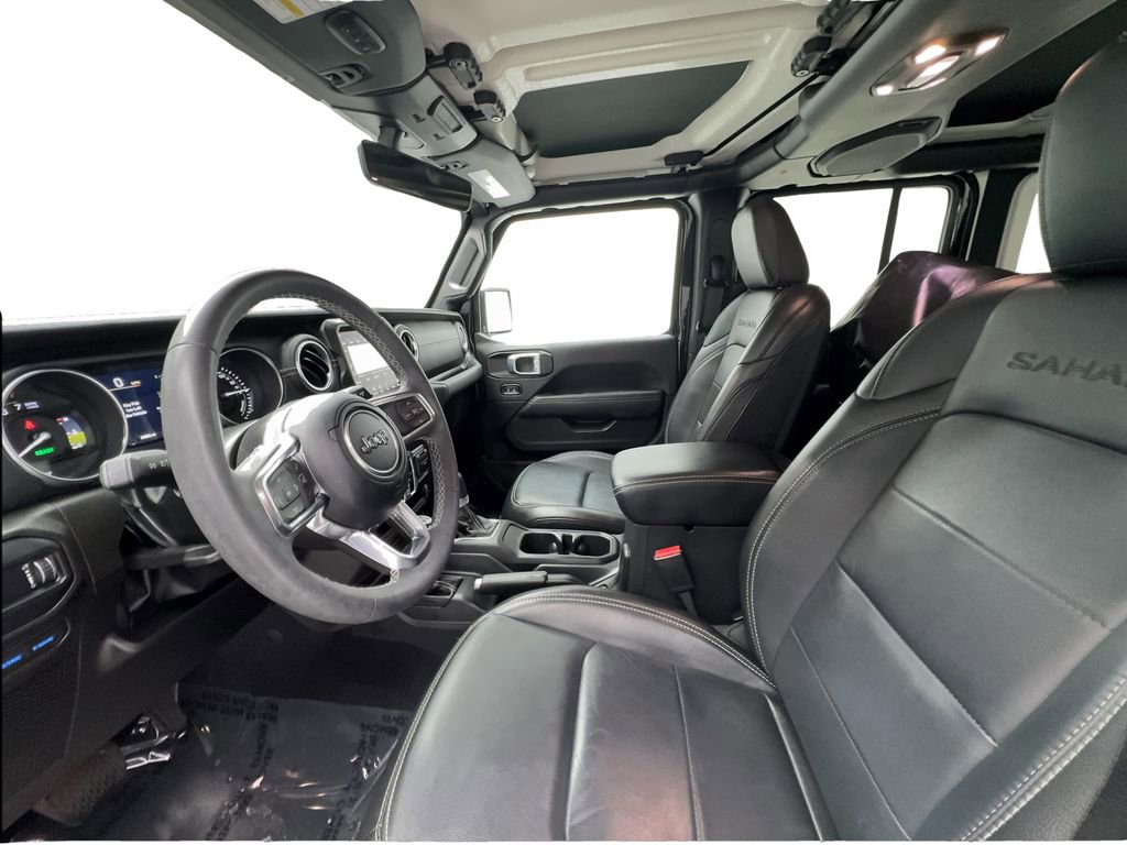 Used 2023 Jeep Wrangler Unlimited Sahara w/ Dual Top Group AWD/4WD image 20
