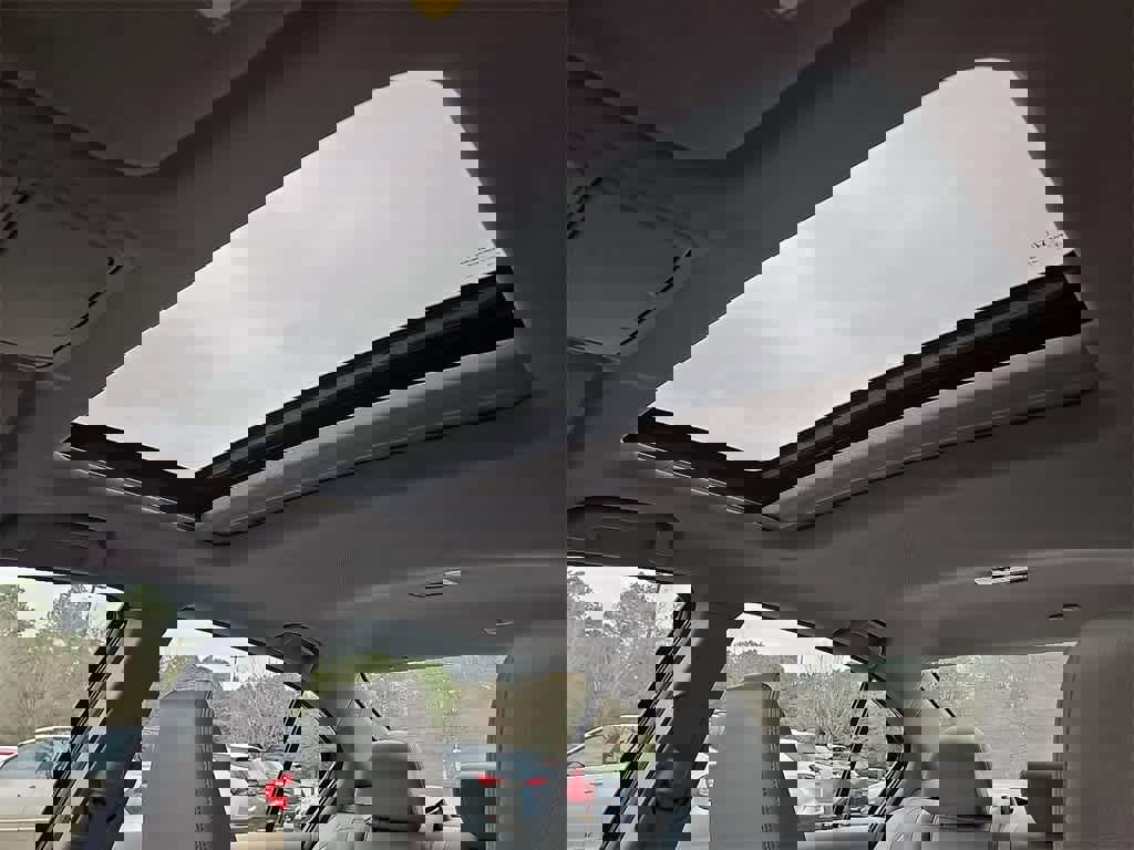 Used 2017 Honda Accord EX-L image 13