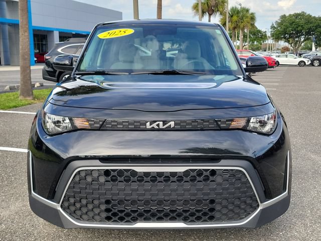 Used 2025 Kia Soul LX FWD image 7