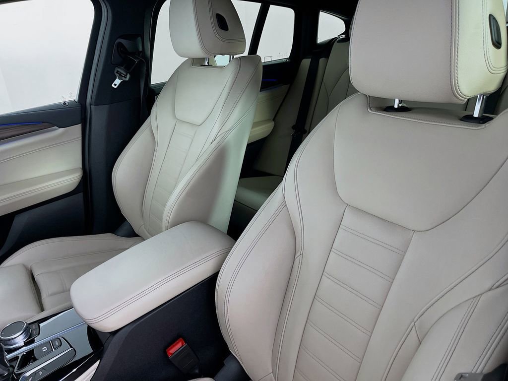 Used 2021 BMW X4 M40i image 29