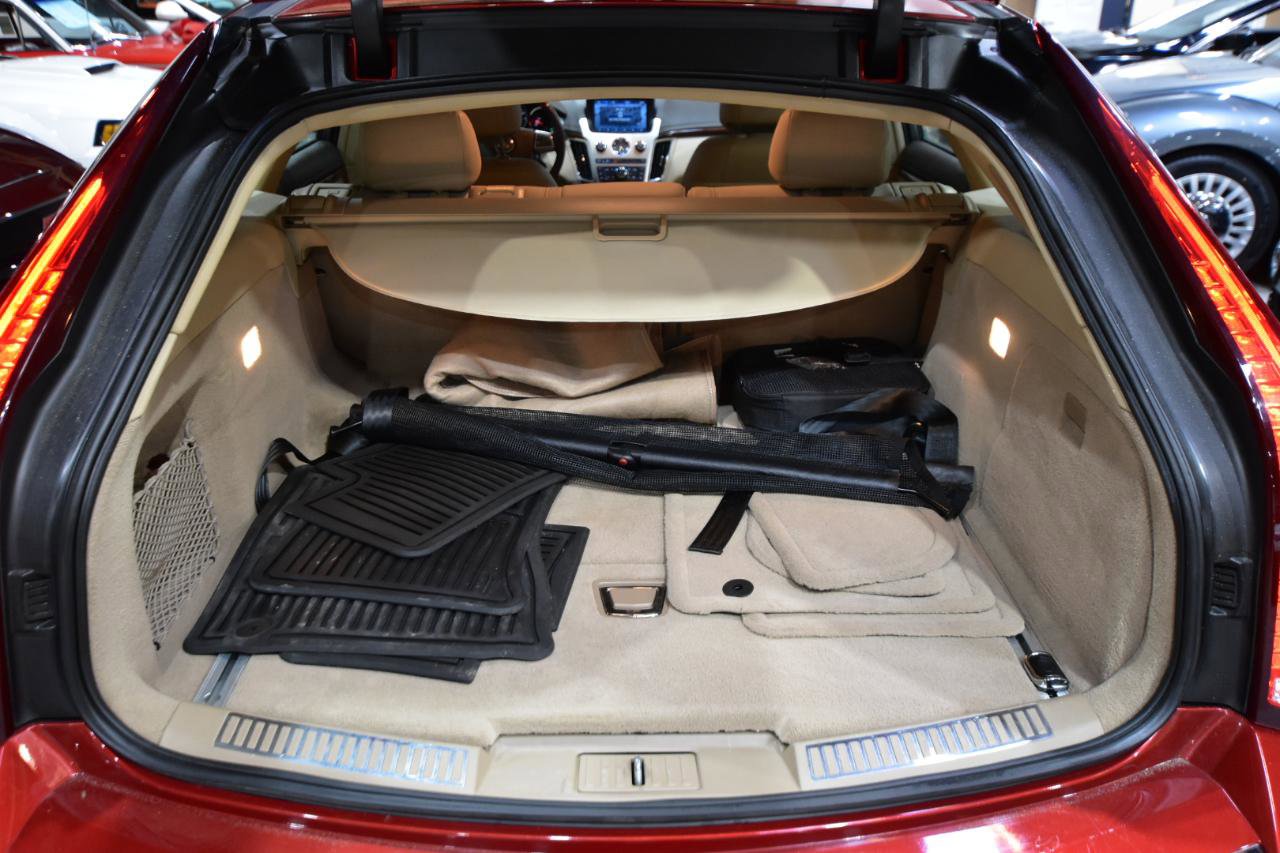 Used 2014 Cadillac CTS Performance w/ Performance Luxury Package AWD/4WD image 39