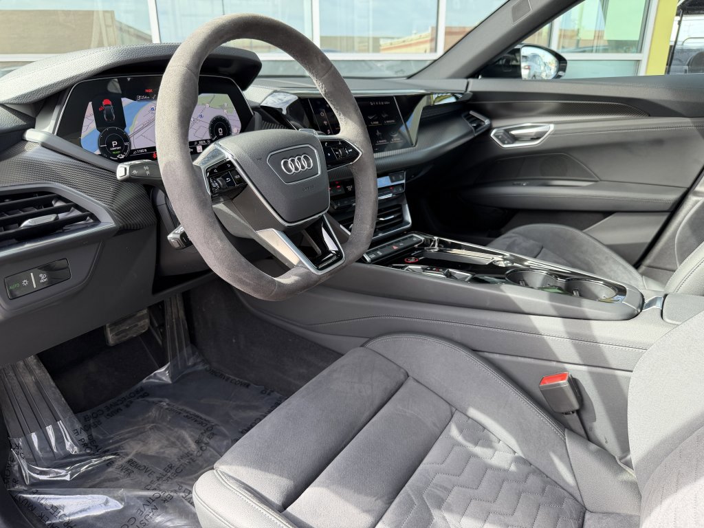 Used 2022 Audi e-tron GT Premium Plus w/ Performance Package AWD/4WD image 36