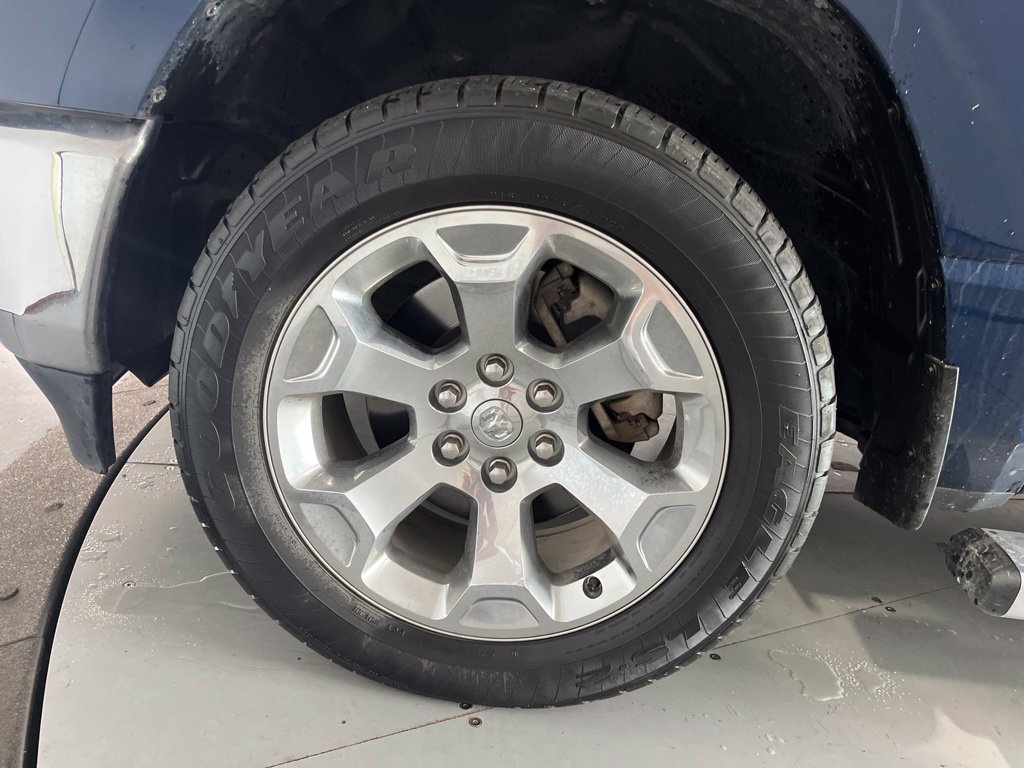 Used 2019 RAM 1500 Big Horn AWD/4WD image 14
