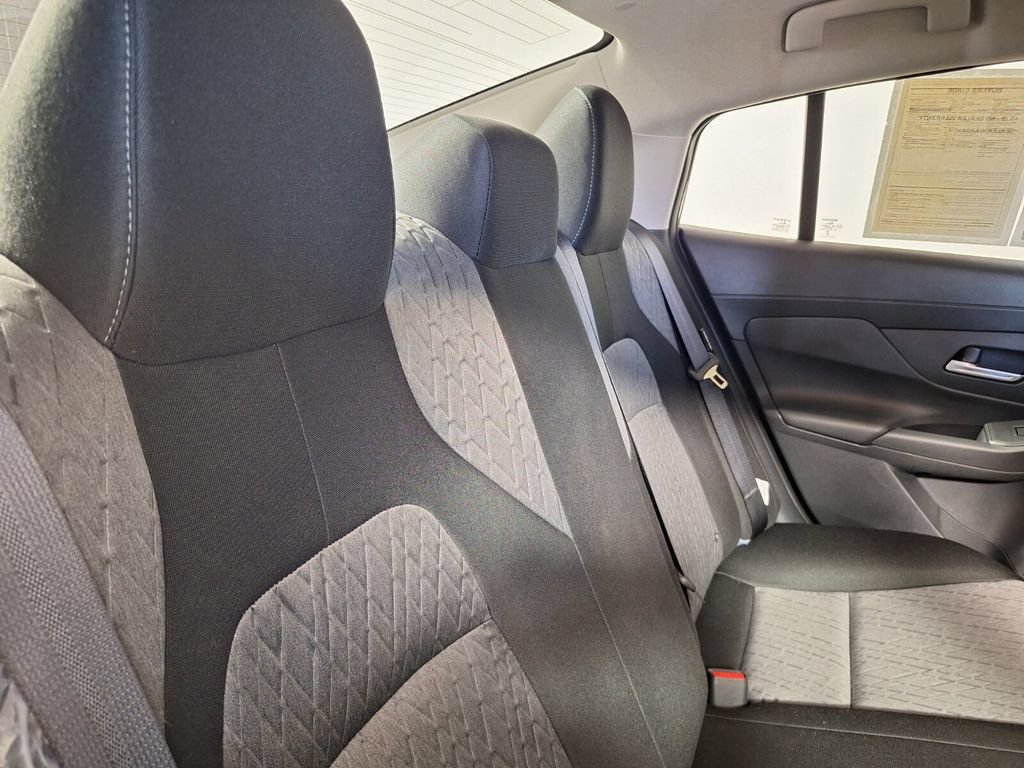 Used 2026 Nissan Sentra SV w/ SV Convenience Package FWD image 27