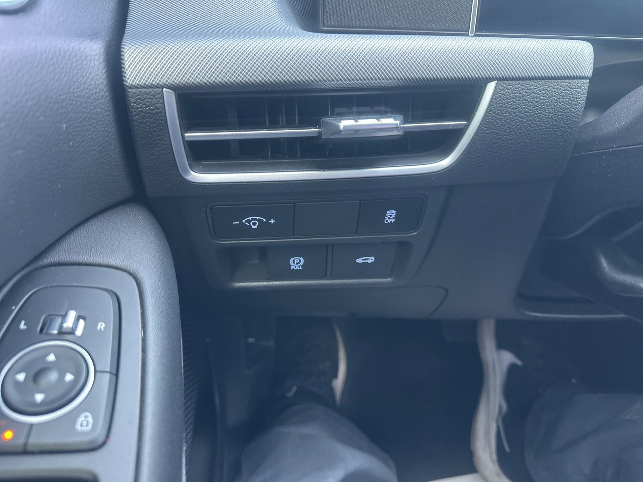 Used 2025 Hyundai Sonata SEL FWD image 22