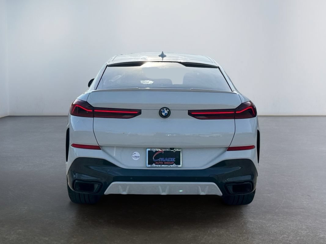 Used 2021 BMW X6 xDrive40i w/ M Sport Package AWD/4WD image 6